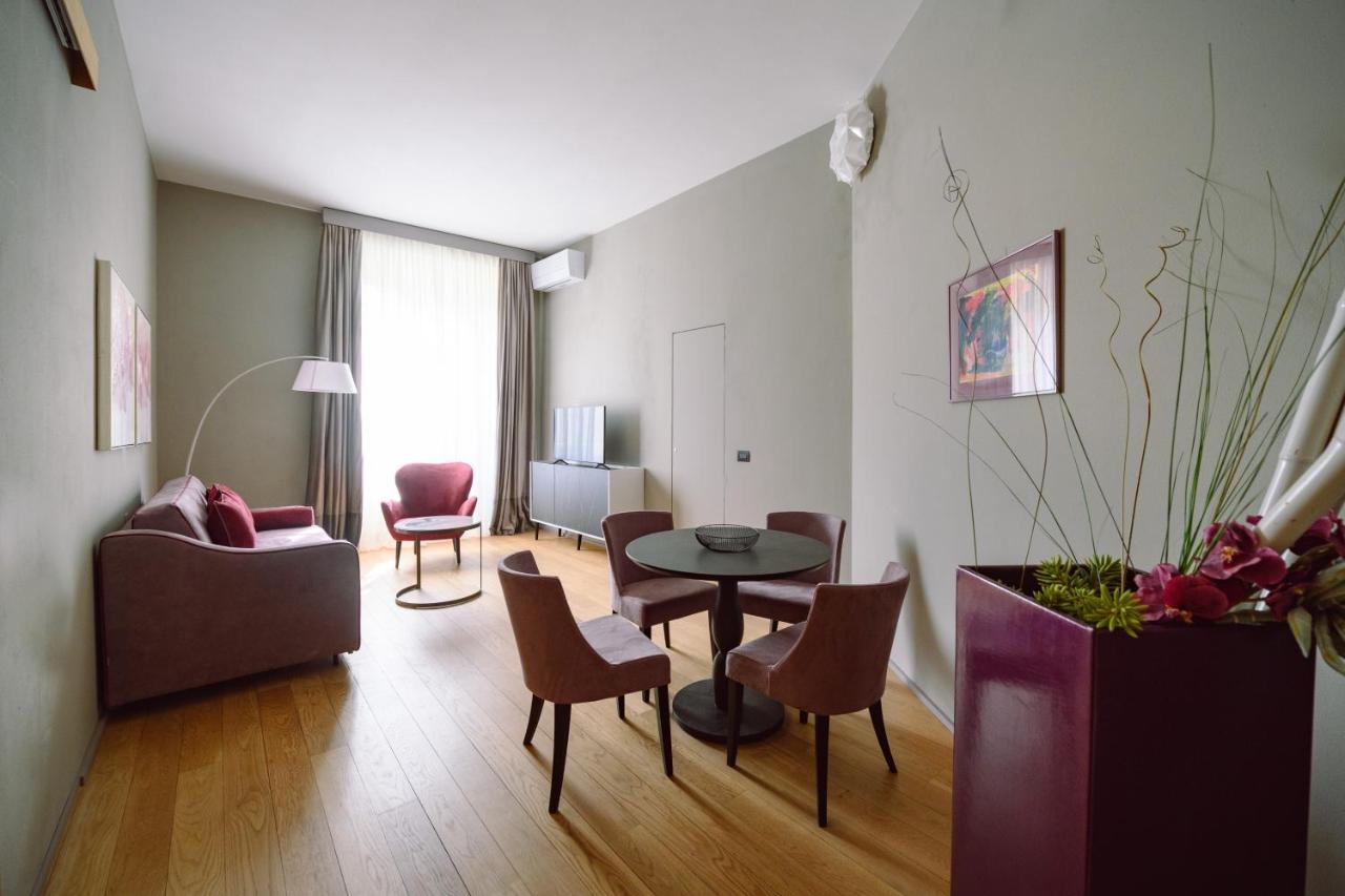 Palazzo Froussard B&B And Living Lucques Extérieur photo