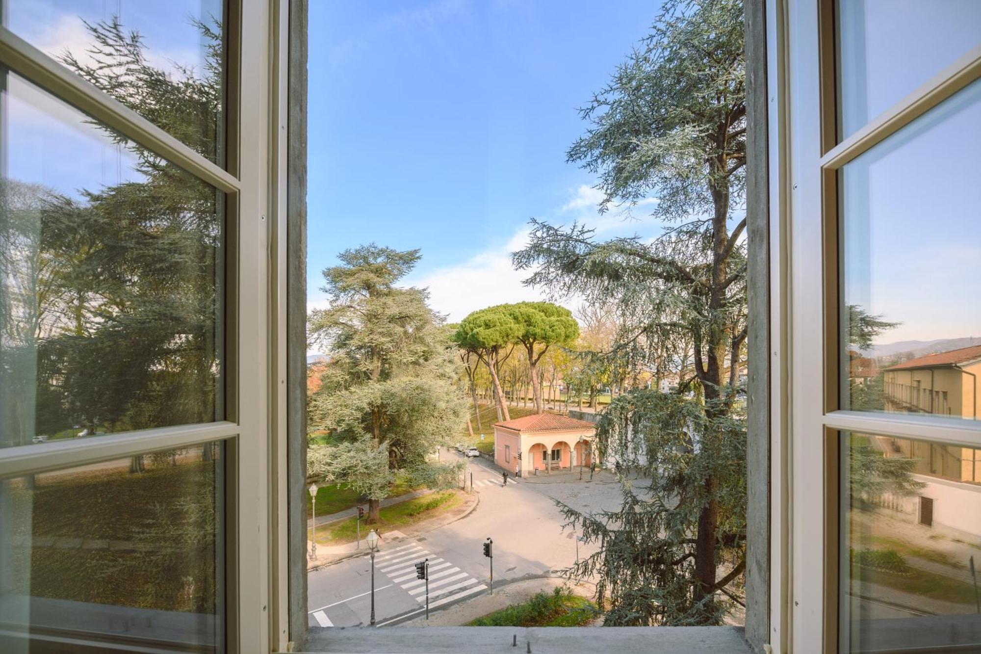 Palazzo Froussard B&B And Living Lucques Extérieur photo