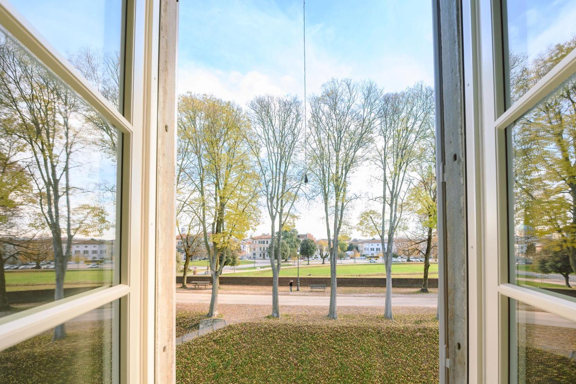 Palazzo Froussard B&B And Living Lucques Extérieur photo